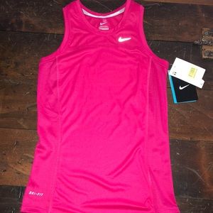 YOUTH medium pink Nike running
